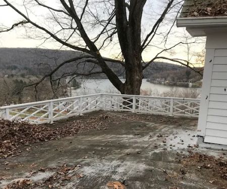 River Valley Roofers LLC