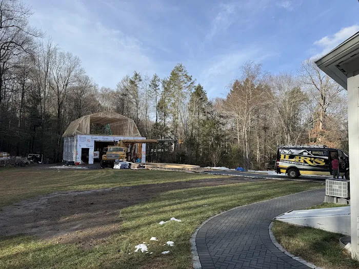 ILIR'S CONSTRUCTION LLC Picture 5