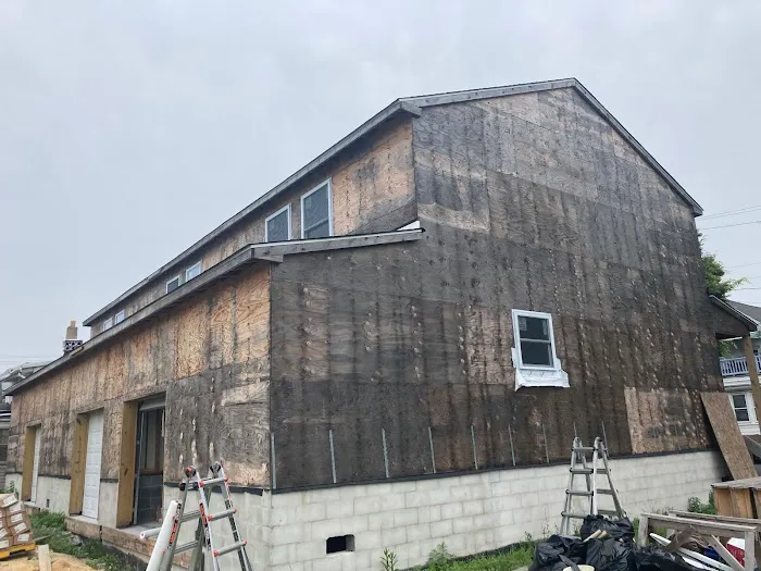 OCHOA ROOFING LLC Picture 2