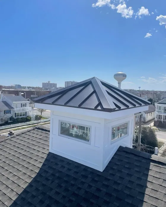 Top Notch Roofing & Siding Picture 1