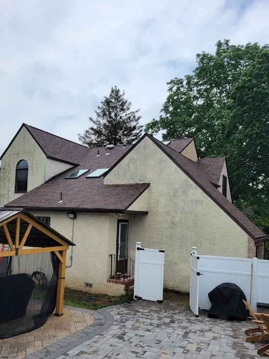 The Queen Team G.C. Picture 2