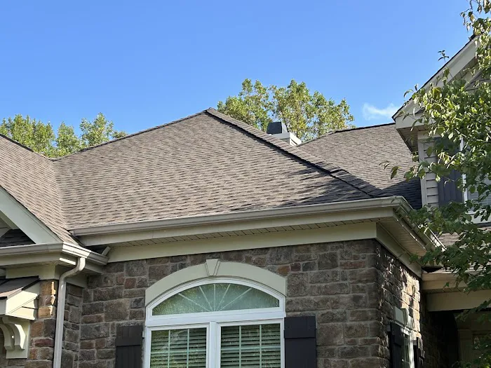 J & S Family Roofing LLC Picture 3