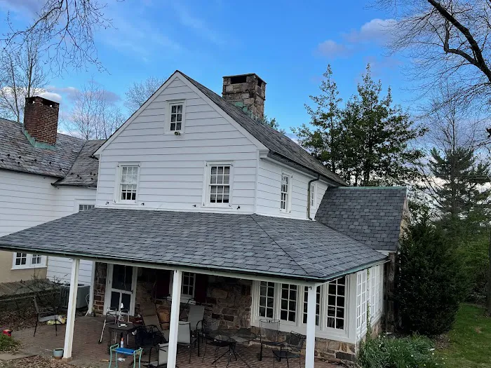 Romero Roofing & Siding LLC Picture 1