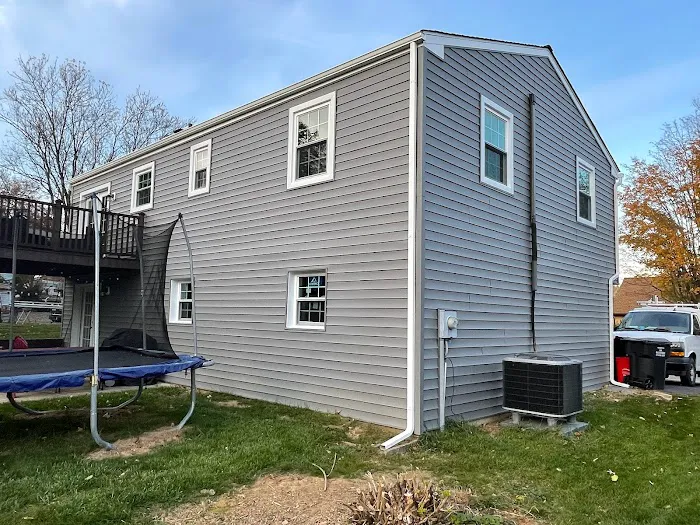 Romero Roofing & Siding LLC Picture 5