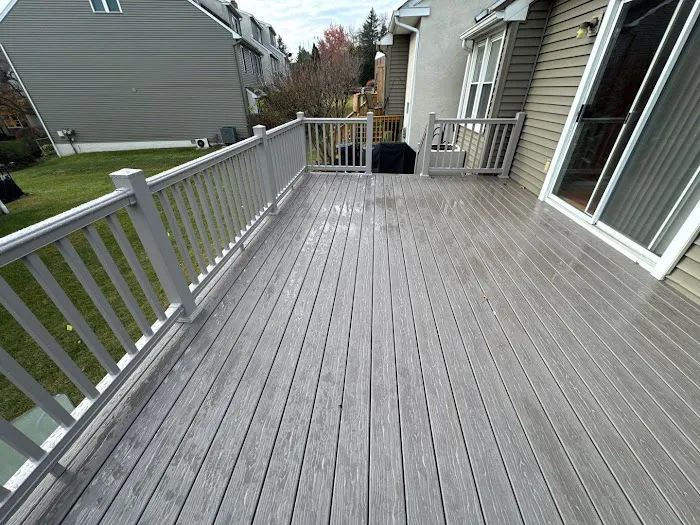 Romero Roofing & Siding LLC Picture 8