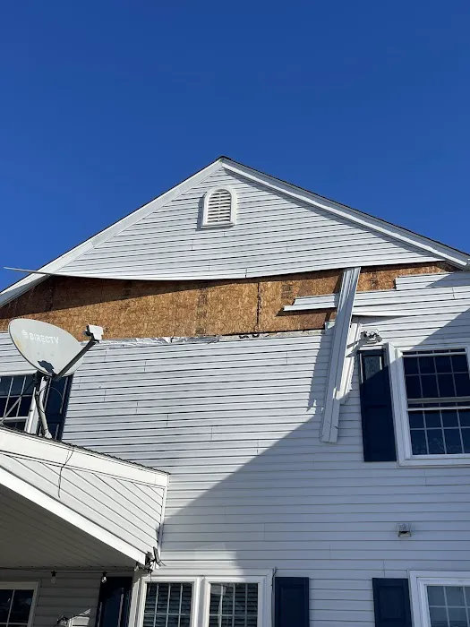 Rapid Response Roofing Picture 1