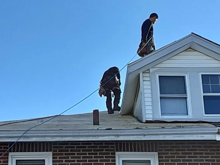 Peters Roofing and Gutters Inc Picture 1