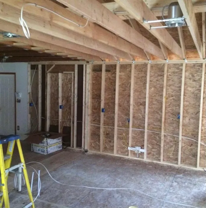 Orellana Carpentry LLC Picture 3