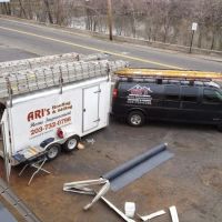 Ari`s Roofing and Siding ico