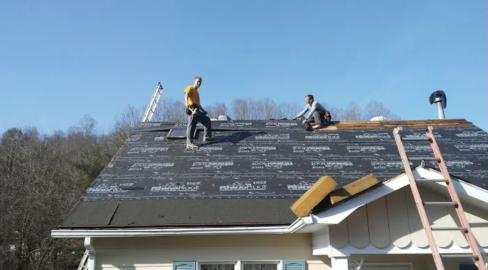 Nutmeg Roofing Company Picture 2