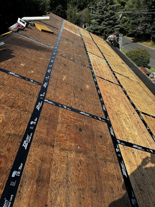 AA roofing llc Picture 2