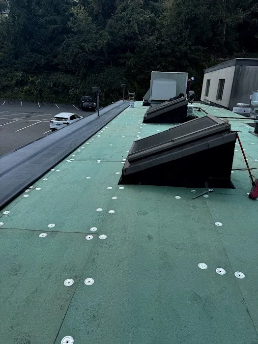 AA roofing llc Picture 3