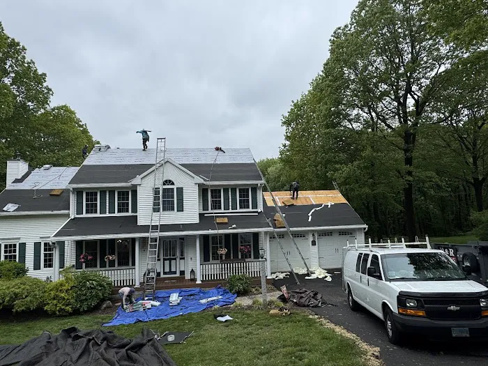 Leon Roofing LLC Picture 8