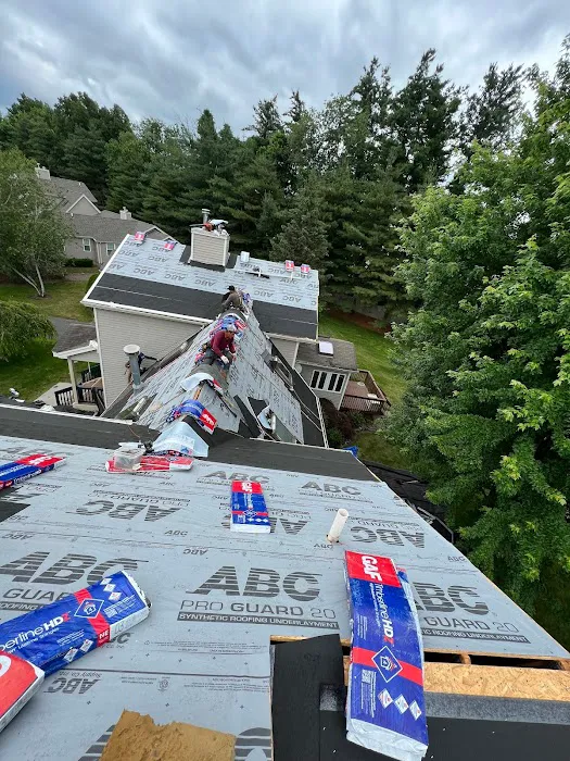 Leon Roofing LLC Picture 5