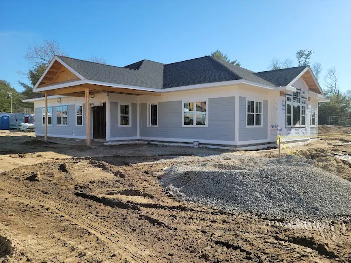 QSH CONSTRUCTION Picture 3