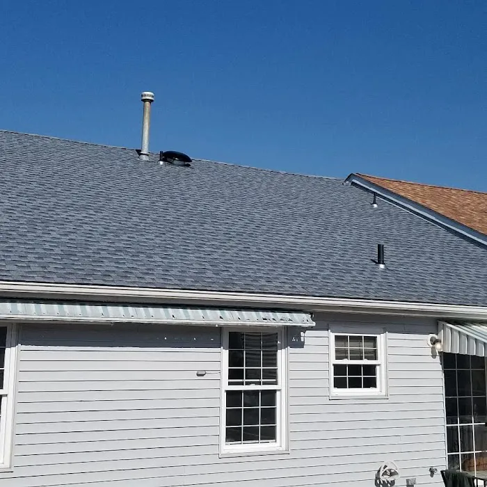 Pete's Roofing and Son LLC Picture 3