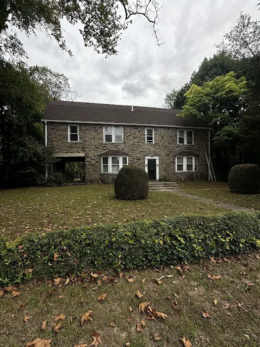 EM Renovations LLC Picture 2