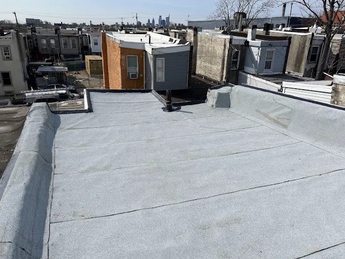 EM Renovations LLC Picture 4