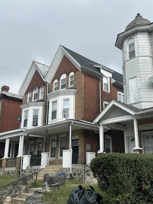 EM Renovations LLC Picture 1