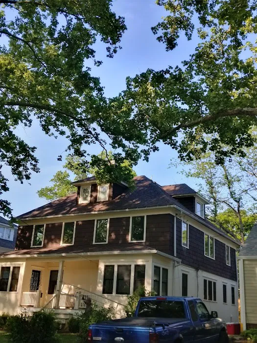 Umo Roofing LLC Picture 3