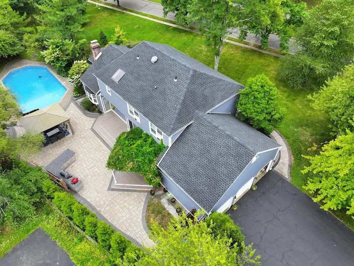 Avis Builders Picture 4