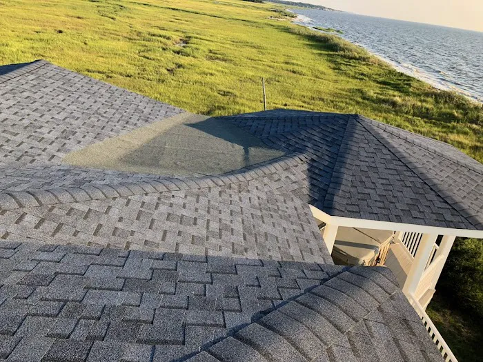 Walker Roofing & Siding Picture 5