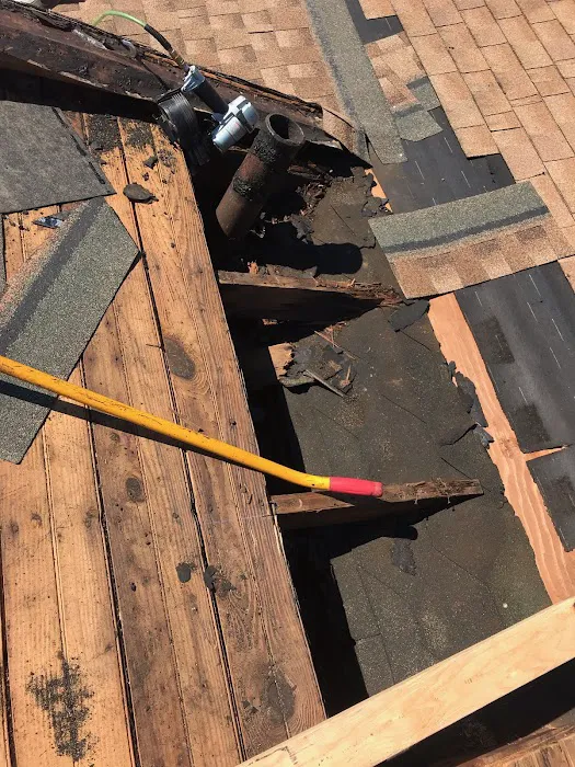 Orellanas Roofing Picture 4