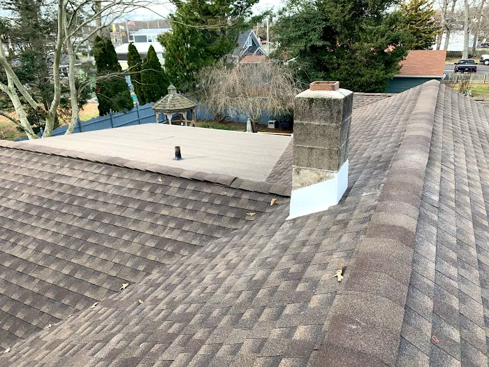 Orellanas Roofing Picture 1