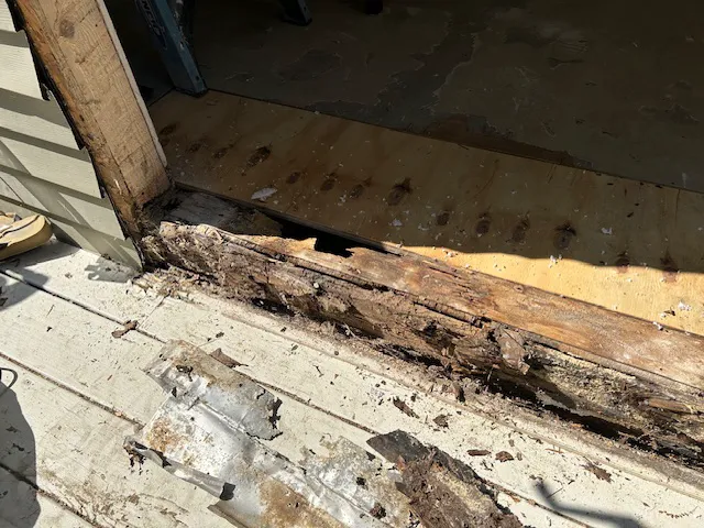 A & C Windows & Roofing Picture 1