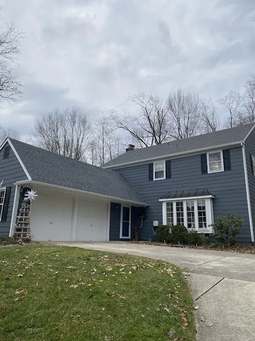 Quality Roofing & Siding Picture 1