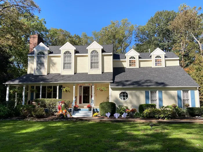 Peak Roofing and Siding Picture 8