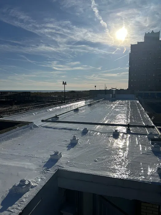 A&J's Roofing And Siding Picture 2