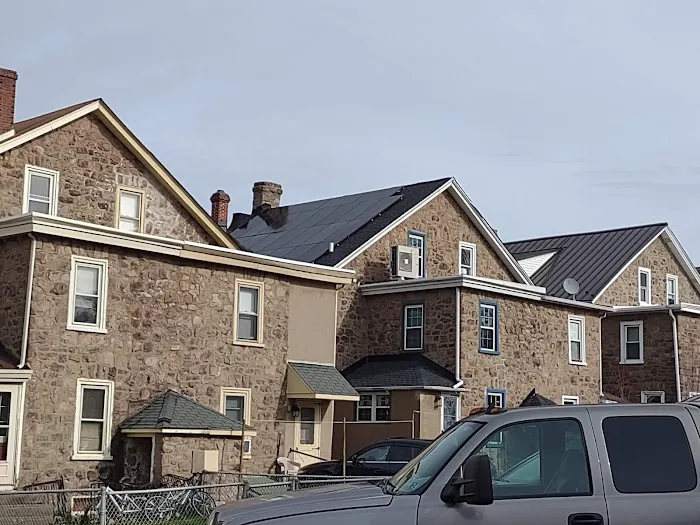 Reliance Roofing & Siding Picture 2