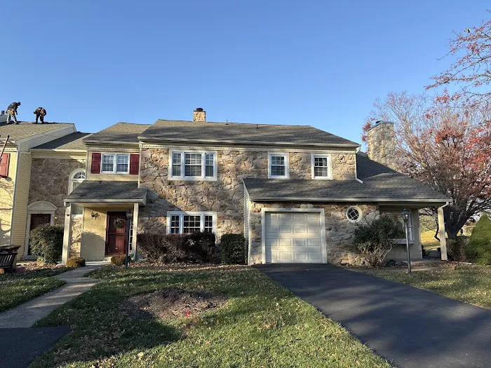 Reliance Roofing & Siding Picture 4