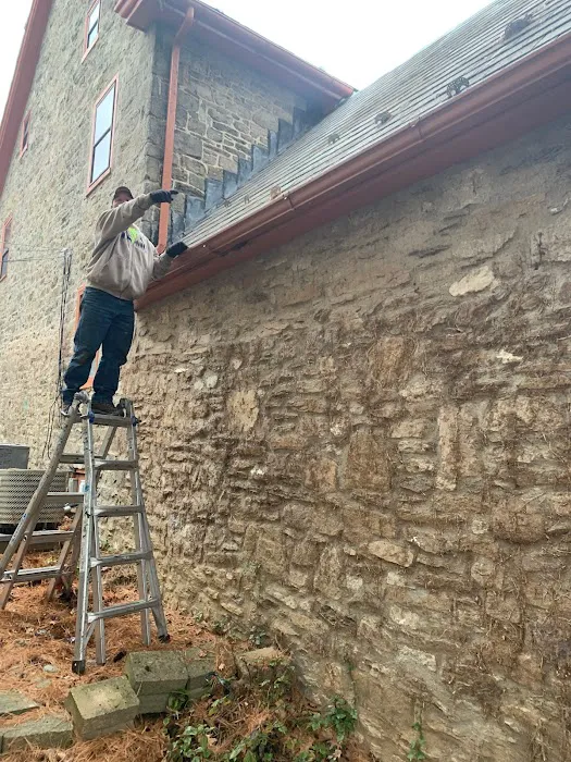 SWELL Roofing Co. Picture 7