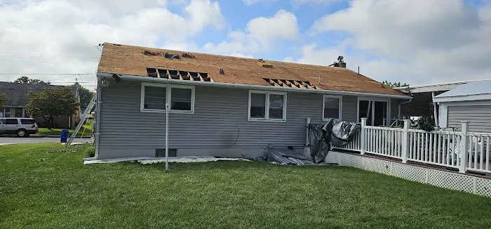 Crooked Ladder Roofing Of The Tri-County Picture 9