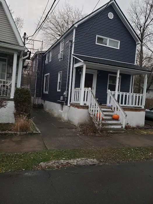 GW Roofing And Construction Picture 1