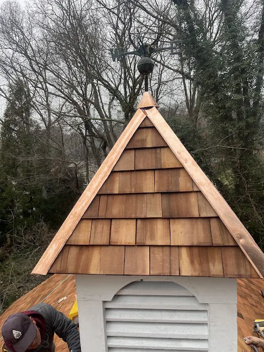 Expressway Roof Leaks and Siding Repair Picture 5