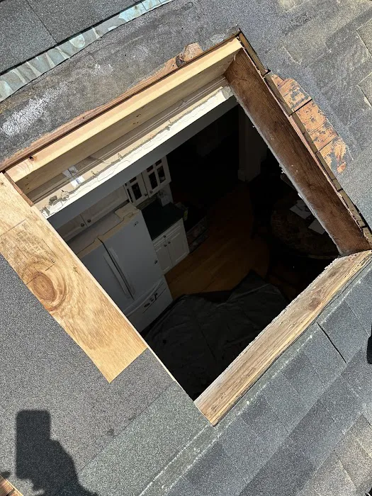 Expressway Roof Leaks and Siding Repair Picture 8