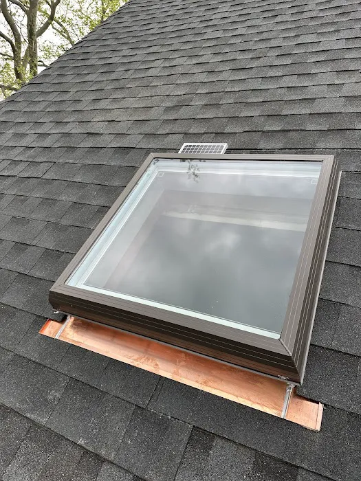 Expressway Roof Leaks and Siding Repair Picture 9