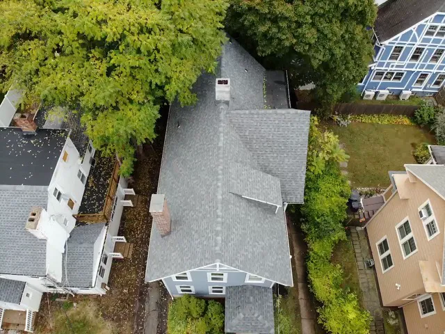 J&J Roofing Picture 1