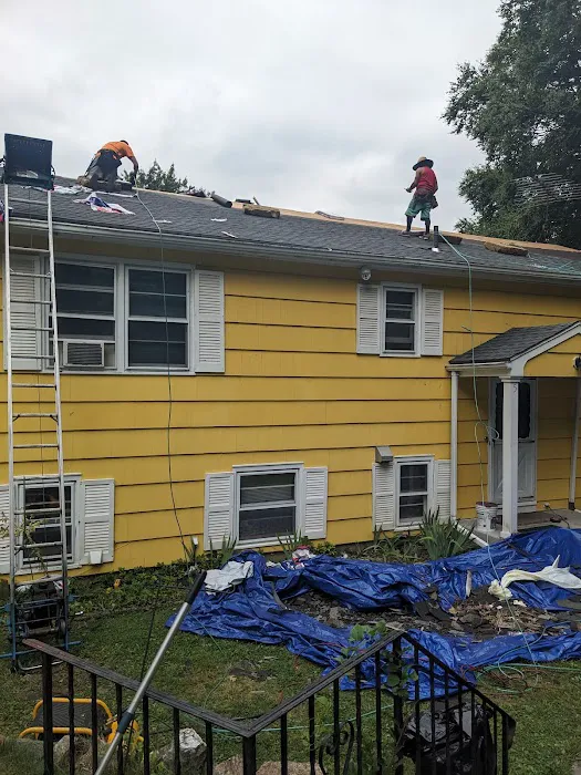 DJ's Roofing Picture 2