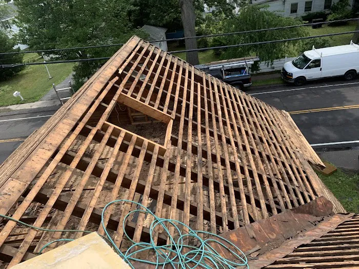 WA ROOFING SERVICES LLC Picture 4