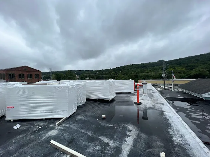 Solid Rock Roofing LLC Picture 2