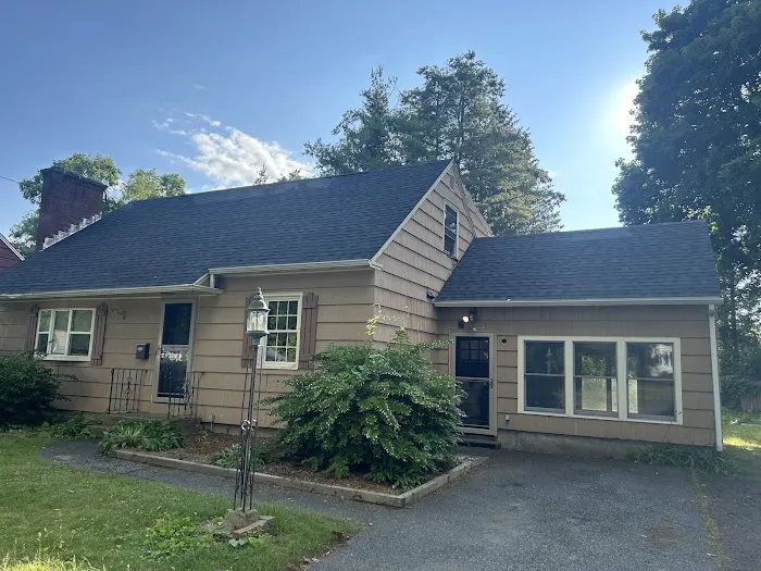 R & T Roofing and Remodeling Picture 6