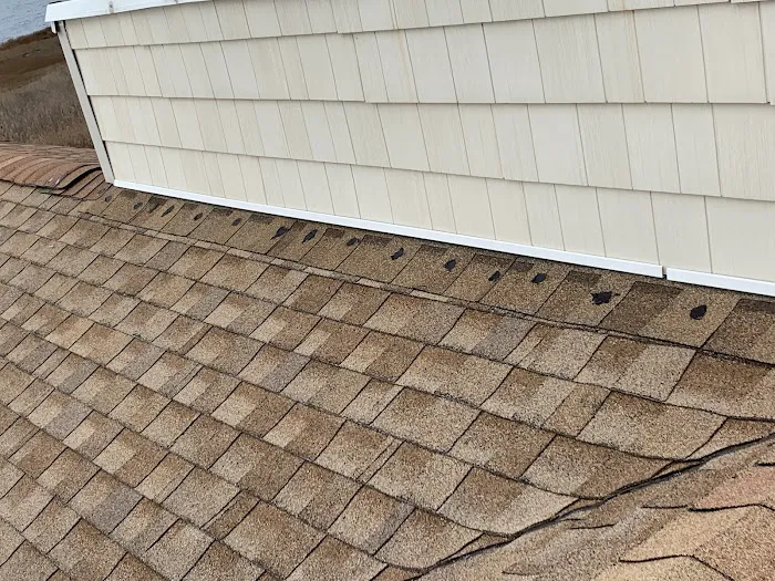 Xquisite Roofing and Siding Picture 1