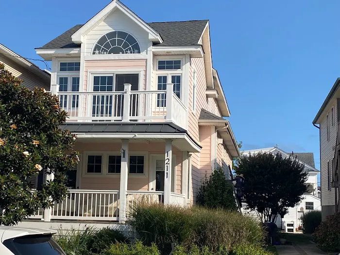 Stell Exteriors Roofing & Siding Picture 3