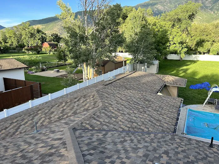 Elite Exterior Contracting Roofing Experts. Picture 1