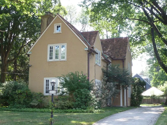 Mastroni Brothers Inc. Picture 2