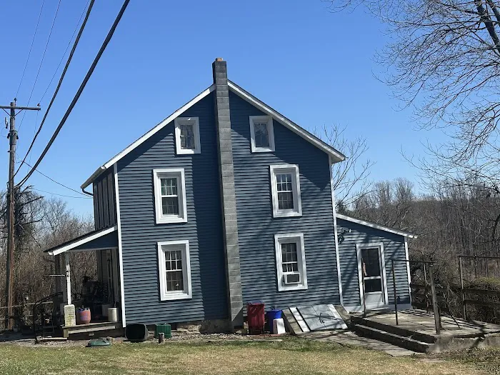 Red Cedar Roofing and Siding Picture 7